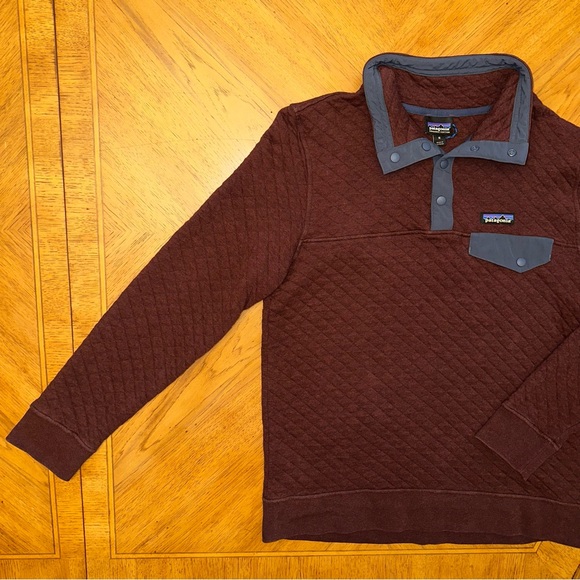Patagonia Sweaters - Patagonia Organic Cotton Quilt Snap-T Pullover Women’s Size Medium Dark Ruby